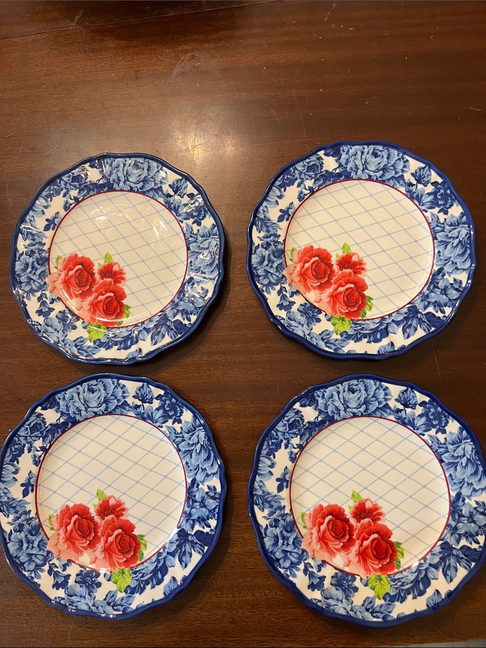 Pioneer Woman Heritage Floral Ceramic Dinner Plates - Set of 4
Red Roses $90